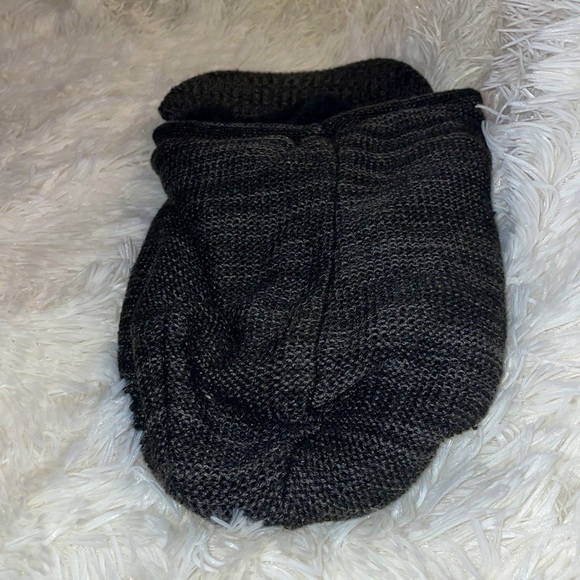 Forbusite charcoal gray Winter hat - Picture 2 of 5